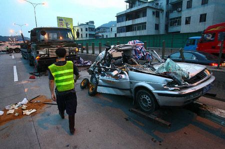 2025新澳门天天开奖免费和游客意大利车祸身亡与意大利车祸新闻