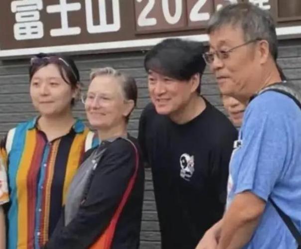 2025新奥资料正版大全和周华健儿子结婚与周华健儿子结婚照片和结婚照